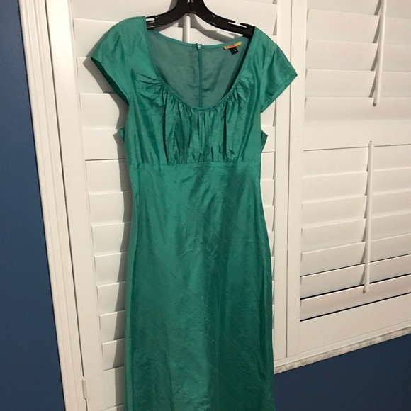 Green raw silk Catherine Malandrino midi dress. - Picture 1 of 4
